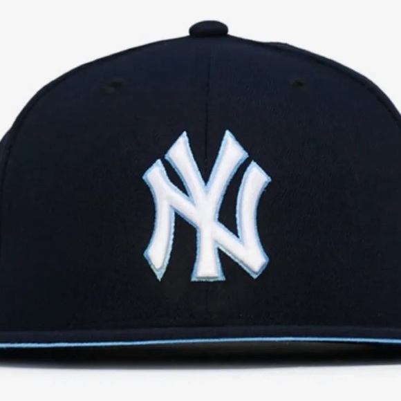 New York Yankees New Era Navy 5950 Hat 1999 WS Patch Size 7  Sky Blue UV - Picture 4 of 5